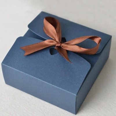 Kundenspezifische Geschenkbox aus Kraftpapier mit Band, Geschenkbox für Hochzeit, Party, Geburtstag, Karton